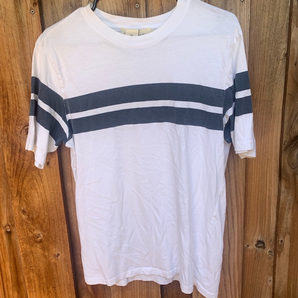 H&M white tee with stripes